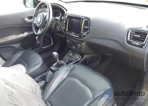 2018 Jeep Compass Limited 4X4 from USA, damaged, VIN 3C4NJDCB5JT280557